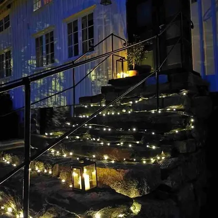 Bosvik Gard, Nyrenovert I Hovedhus Fra 1756 Apartman *