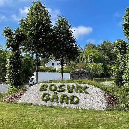 Apartman Bosvik Gard, Nyrenovert I Hovedhus Fra 1756 *