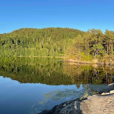 Apartman Bosvik Gard, Nyrenovert I Hovedhus Fra 1756 *