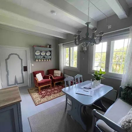 Apartman Bosvik Gard, Nyrenovert I Hovedhus Fra 1756 Risør